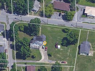 102 Lawn St, Clarksville, TN 37040