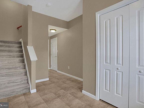 2nd image of 6395 Creekbend Dr
