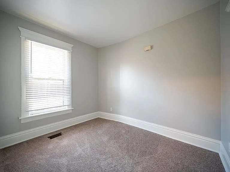 952 Delaware Ave — Photo 2