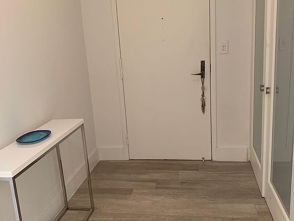 2nd image of 600 Biltmore Way APT 1214