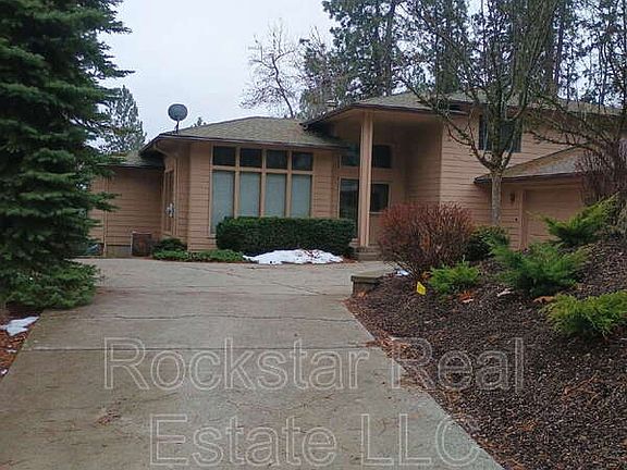 2nd image of 5605 N Northwood Dr