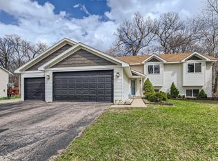 826 Sterling St S, Maplewood, MN 55119