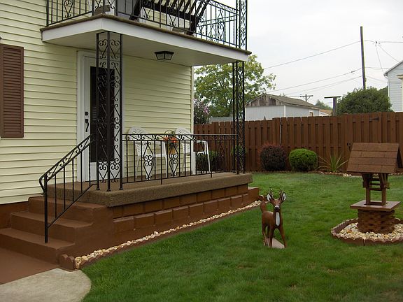 side porch