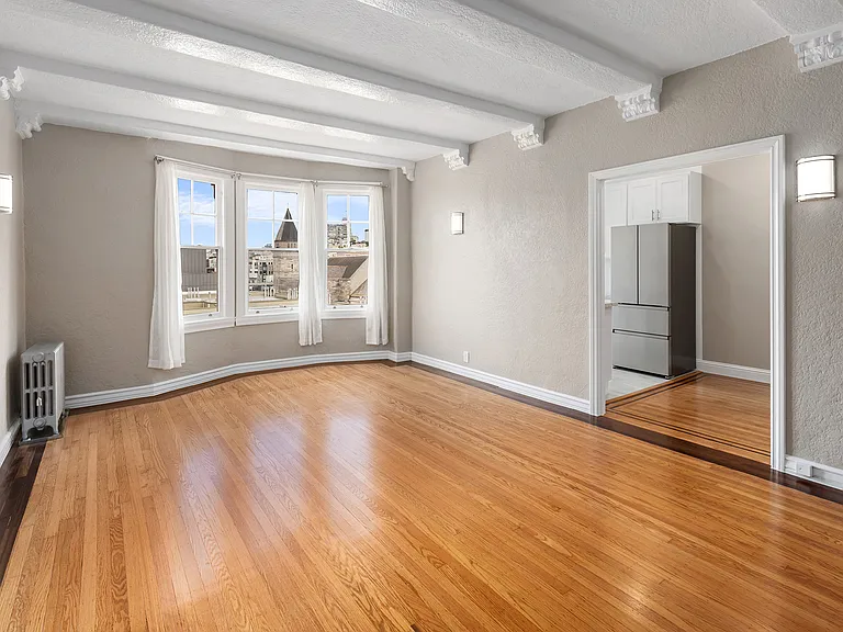 1700 Broadway Street — Photo 21