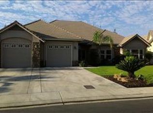 1915 Bordeaux Dr, Tulare, CA 93274