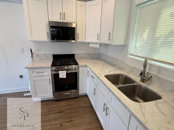 8603 Donovan St #A, Downey, CA 90242