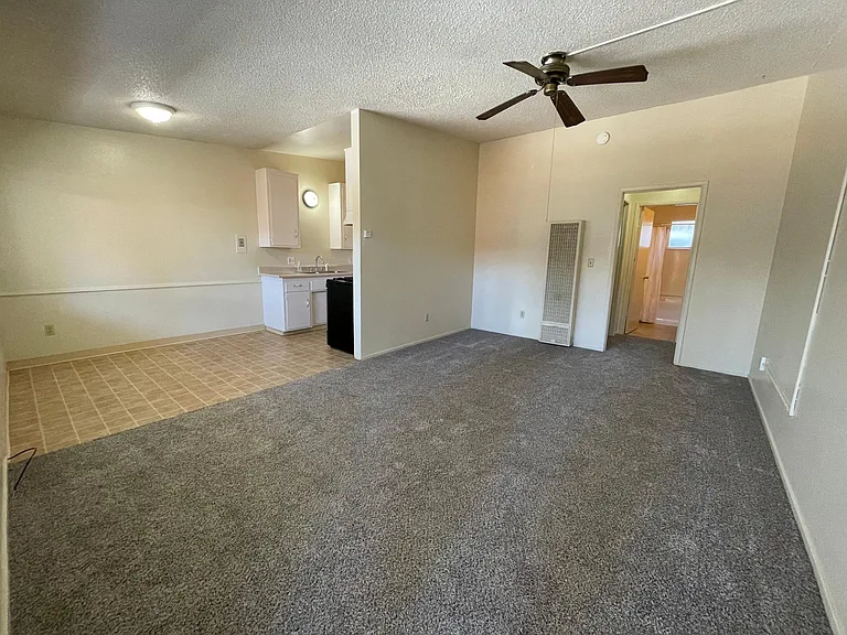 948 Tallac Ave #5 — Photo 2