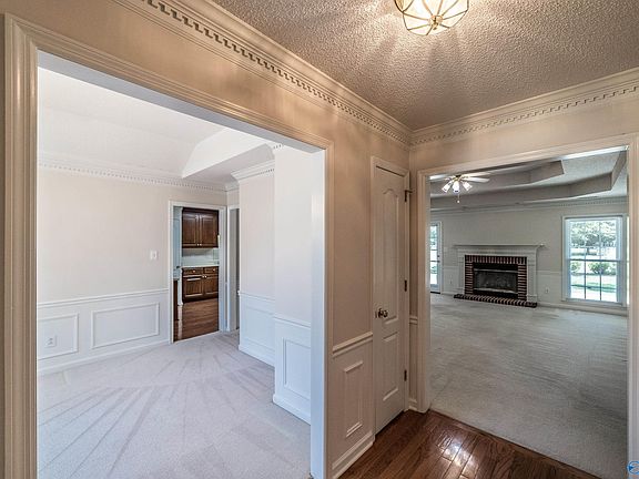 2nd image of 2378 Villaret Dr SW