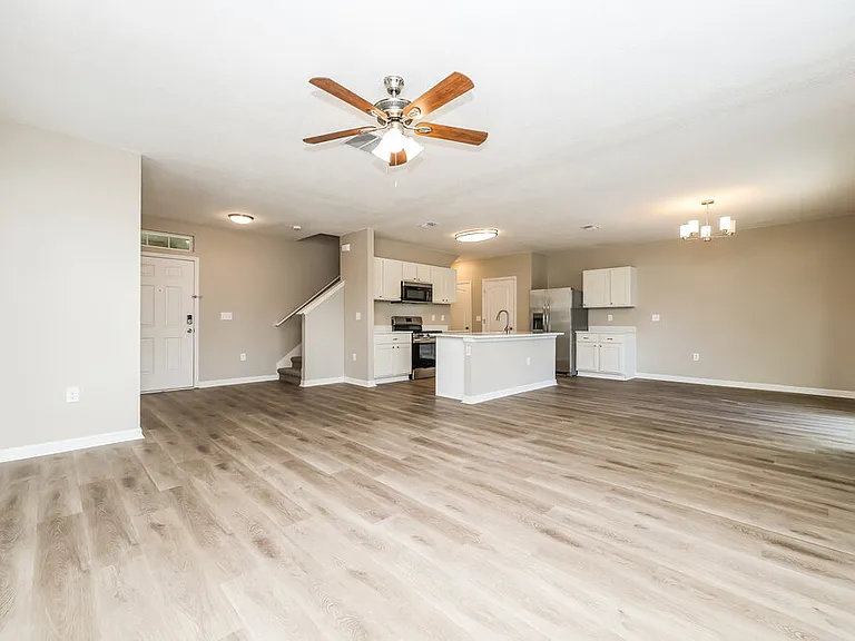 10430 Whispering Hammock Dr — Photo 4