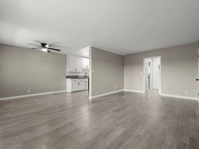 4030 & 4036 S Gelber Pl — Photo 10