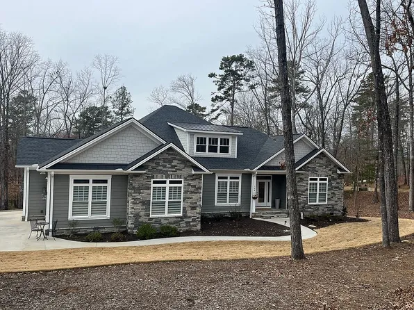 168 Westlake Dr, Seneca, SC 29672