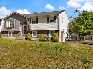 15 Alexander Ave, Dracut, MA 01826