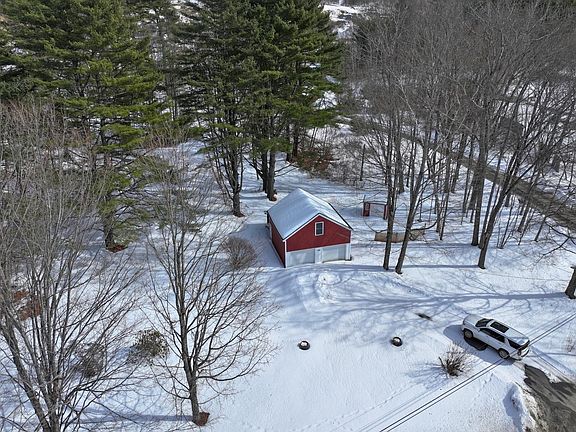 5th image of 381 Cedar Grove Road