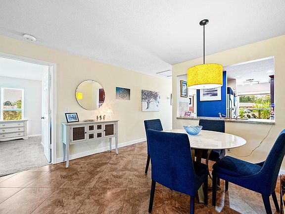 5th image of 1271 NW 18th Avenue #5D
