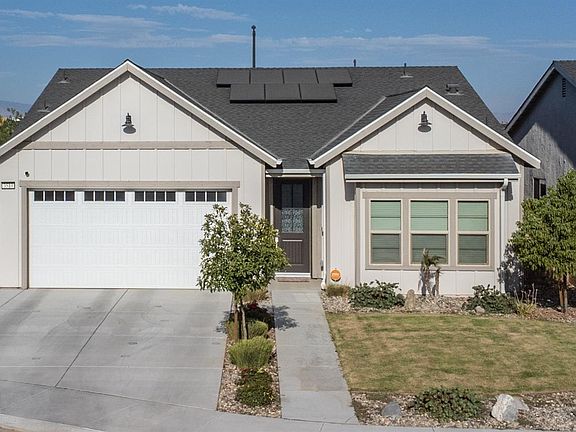 2nd image of 3510 Oak Lake Ln
