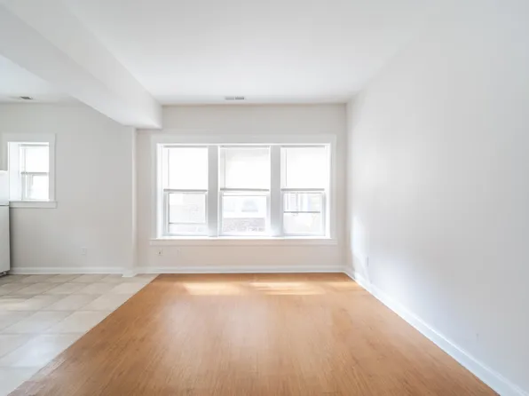 234 E 9th St APT 202, Indianapolis, IN 46204