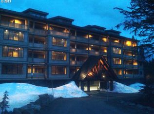 31252 E Collins Lake Rd, Government Camp, OR 97028