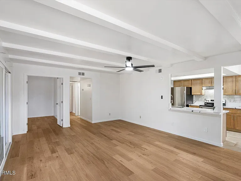 5520 N 77th Pl — Photo 6