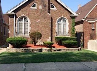 9854 S Calumet Ave, Chicago, IL 60628
