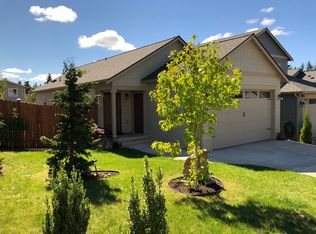 412 NE Ohenry Ct, Poulsbo, WA 98370