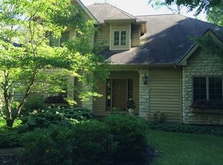 75 Pembroke Ln, Granville, OH