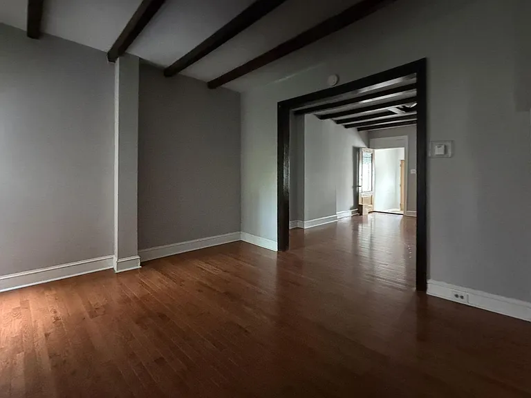 459 Winona St — Photo 13