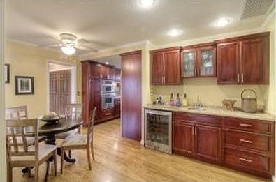 3rd image of 10641 N Portal Ave