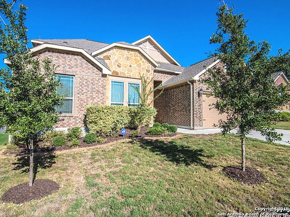 2nd image of 25802 Thomas Oaks