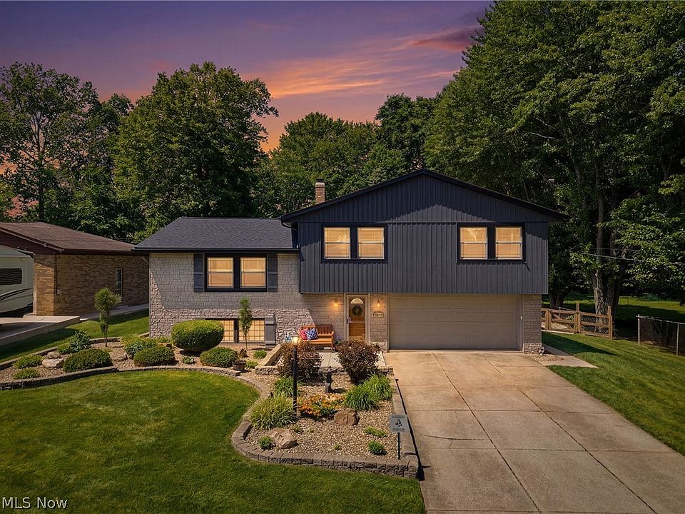 1st image of 4043 Dennis Ln