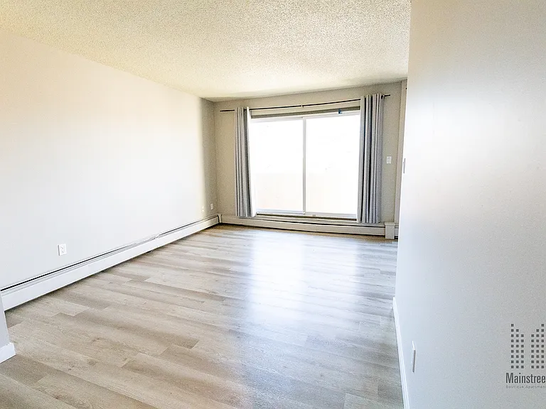 832 4a St NE — Photo 13