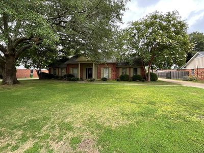 556 Gaylo Dr, Greenville, MS, 38701