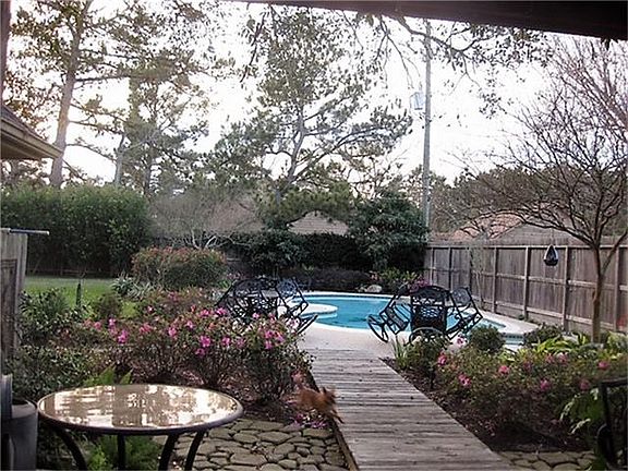 4th image of 30603 McKinney Dr