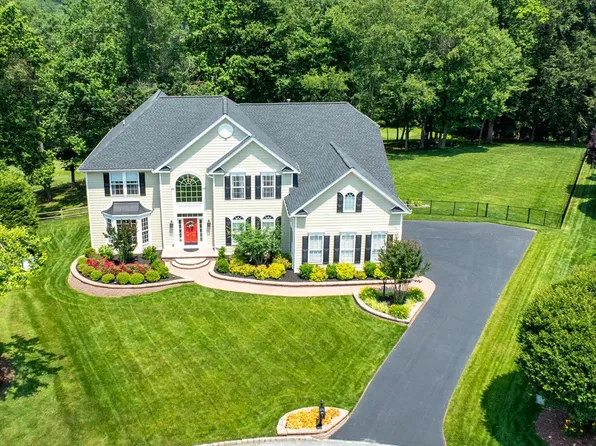 1568 Tattersall Way, West Chester, PA 19380