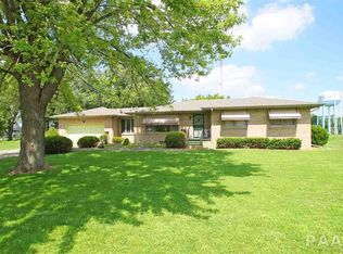 3001 Springfield Rd, East Peoria, IL 61611