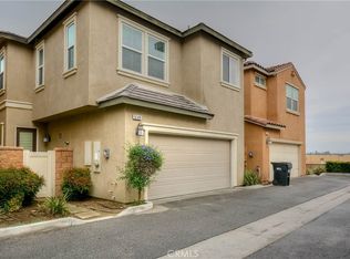6140 Snapdragon St, Corona, CA 92880