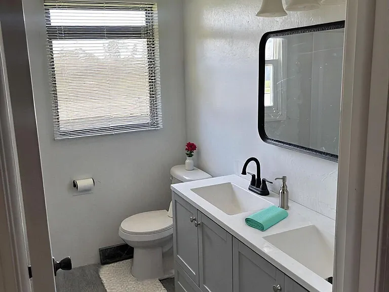 1704 Loretta Ln #1 — Photo 7
