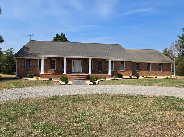 375 Schoolhouse Rd, Farmville, VA 23901
