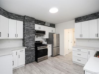 267 N Wellwood Avenue, Lindenhurst, NY, 11757