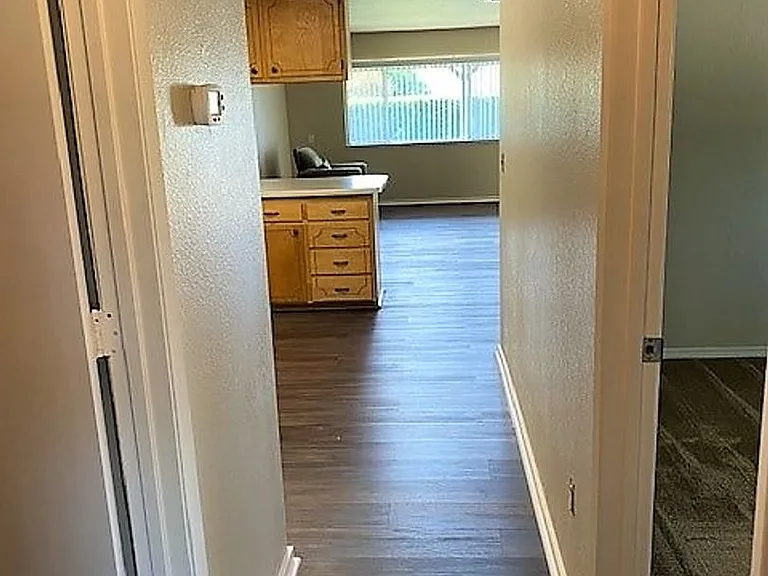 19066 Shoreline Dr — Photo 5