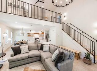 623 Bear Trail Ln, Gatlinburg, TN 37738