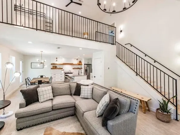 623 Bear Trail Ln, Gatlinburg, TN 37738