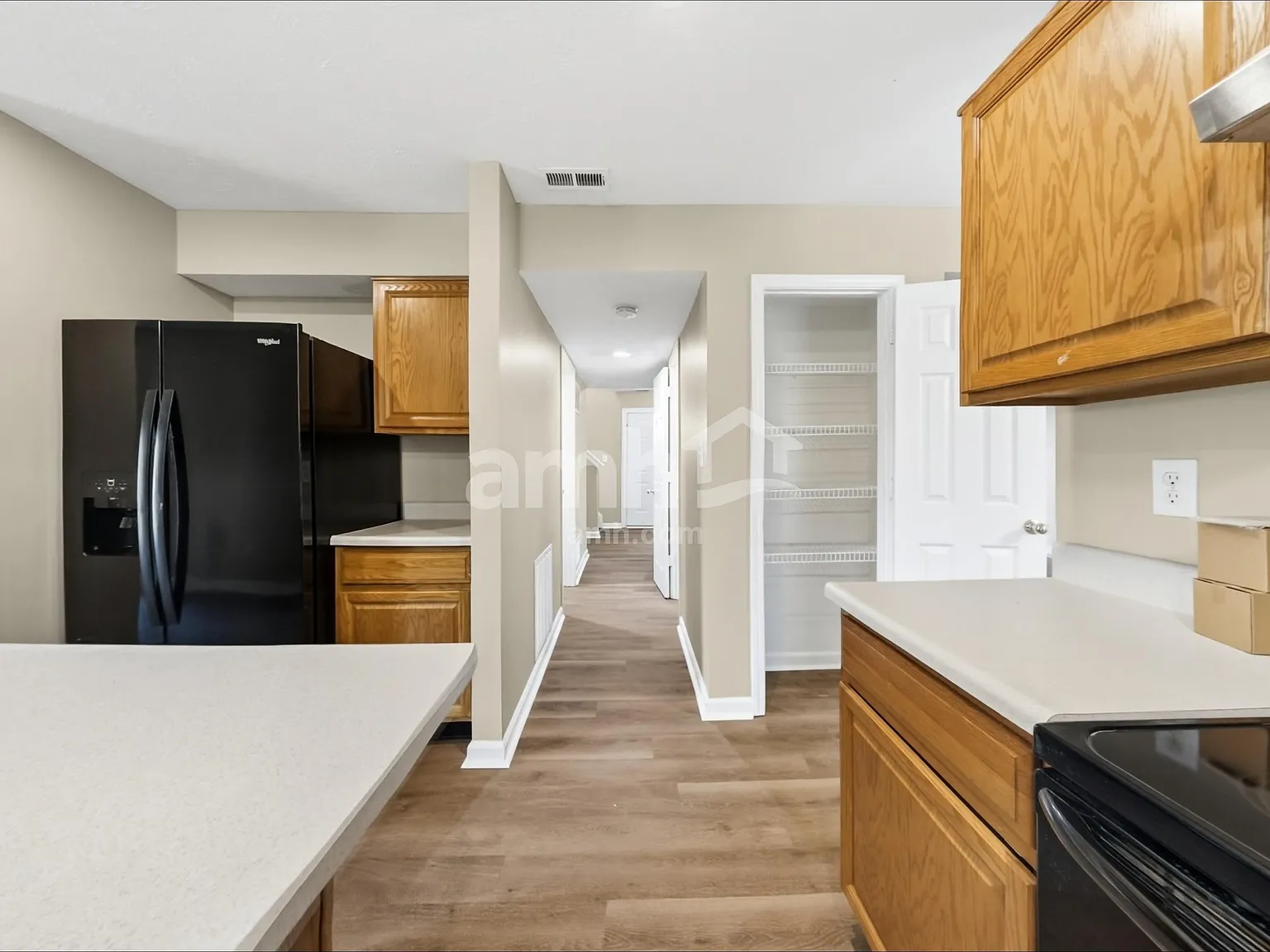 4 bed, 2.5 bath, 2105 sqft, $2,210 — Photo 3