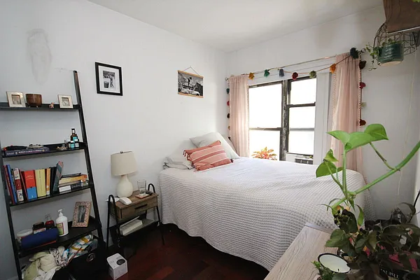 Rented by Compass | media 26