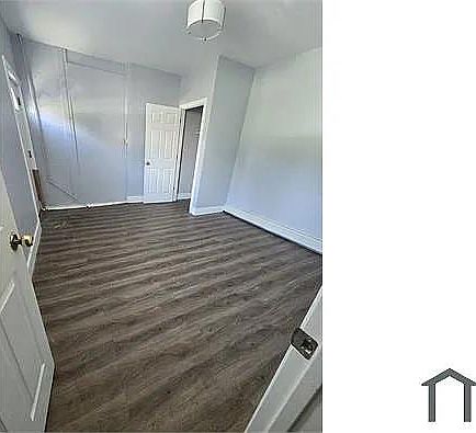 1st image of 129 S Day St #1A