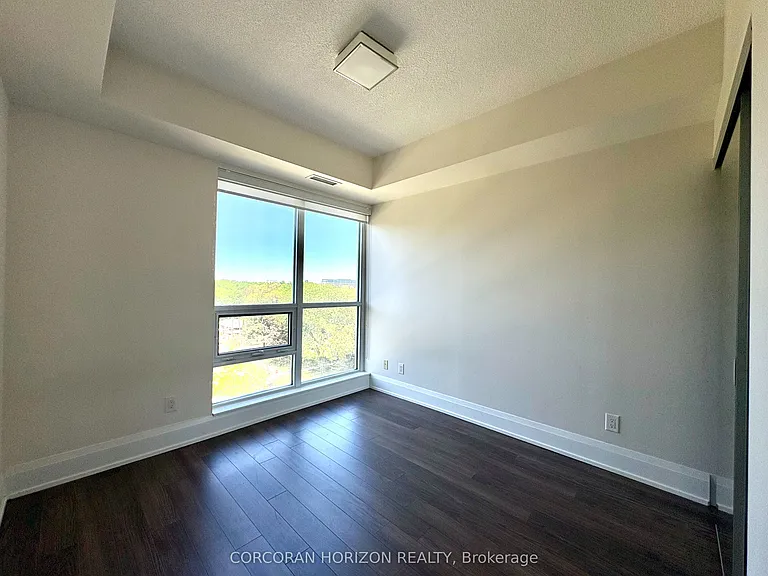 120 Harrison Garden Blvd #626 — Photo 9