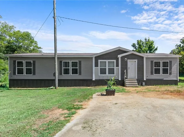 604 Crawford Rd, Greensboro, AL 36744