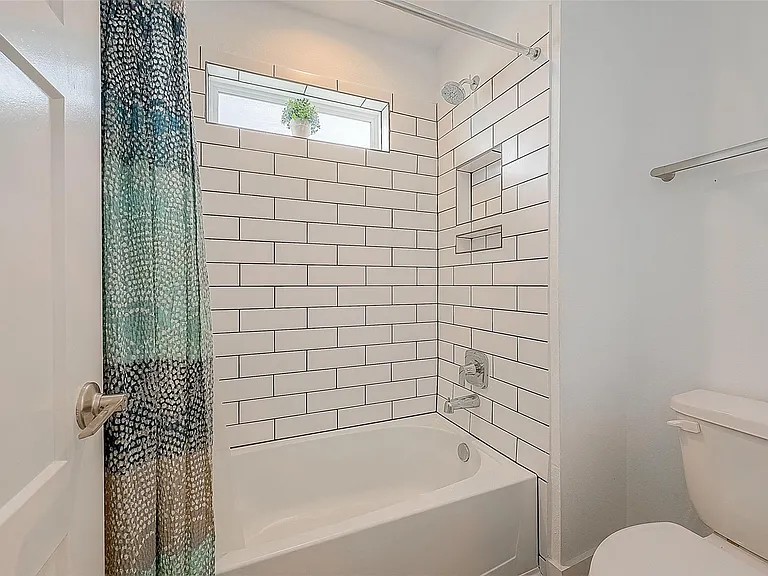 22502 Modica Rift Ln — Photo 30