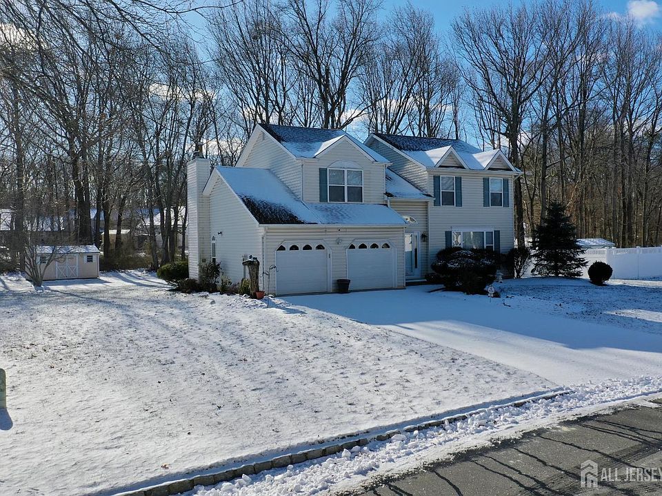 1st image of 9 Black Oak Ln