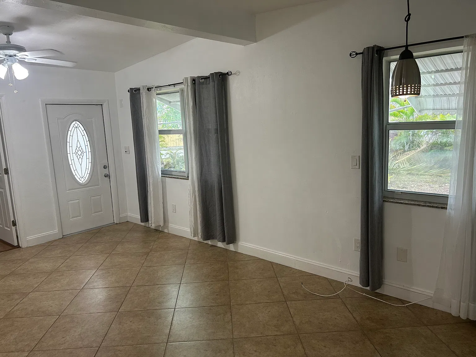 2 bed, 800 sqft, $2,500 — Photo 2