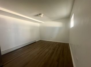 5718 W Melrose St, Chicago, IL 60634
